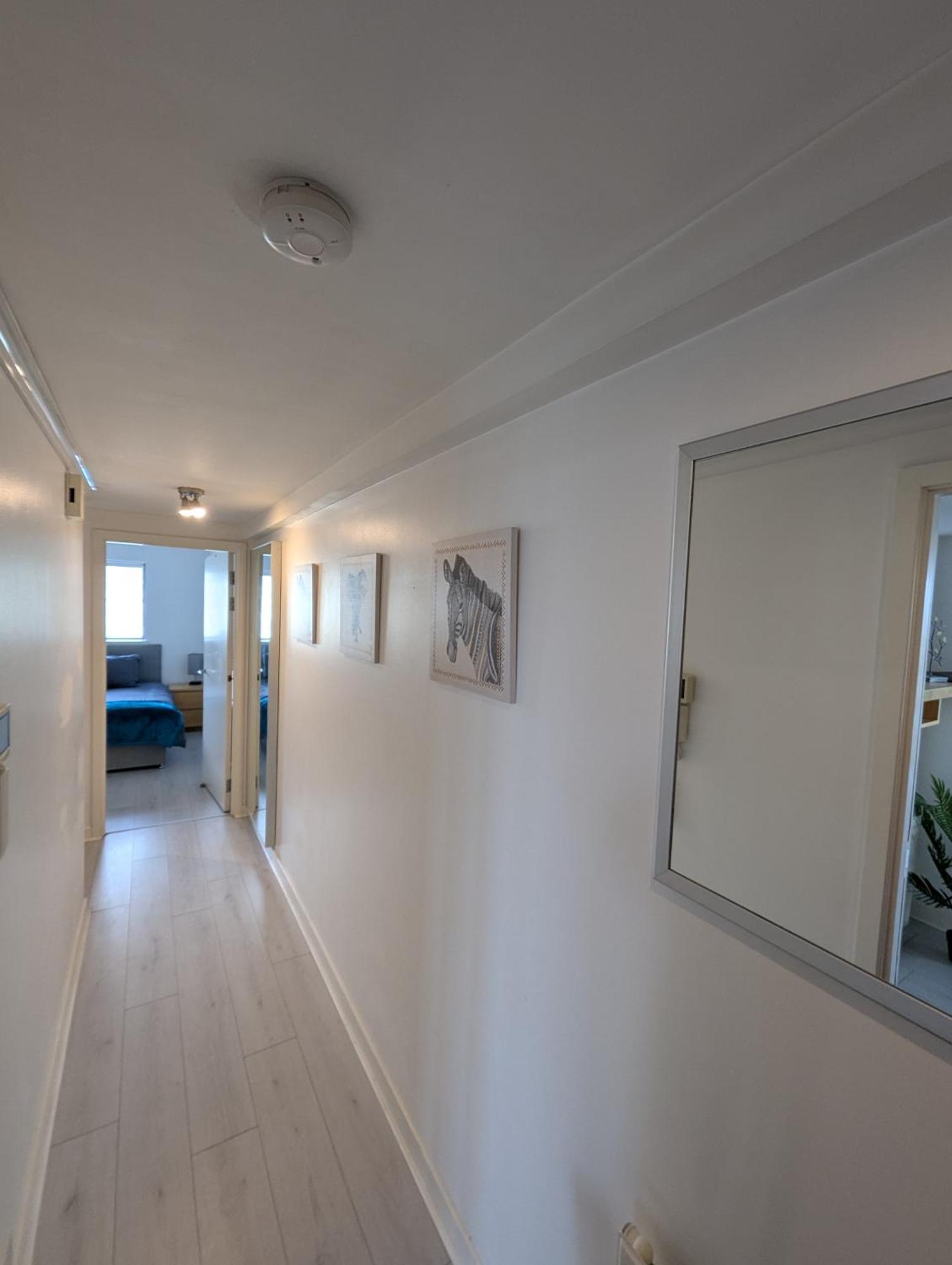 Glasgow City Centre Waterfront Apartment Exterior foto